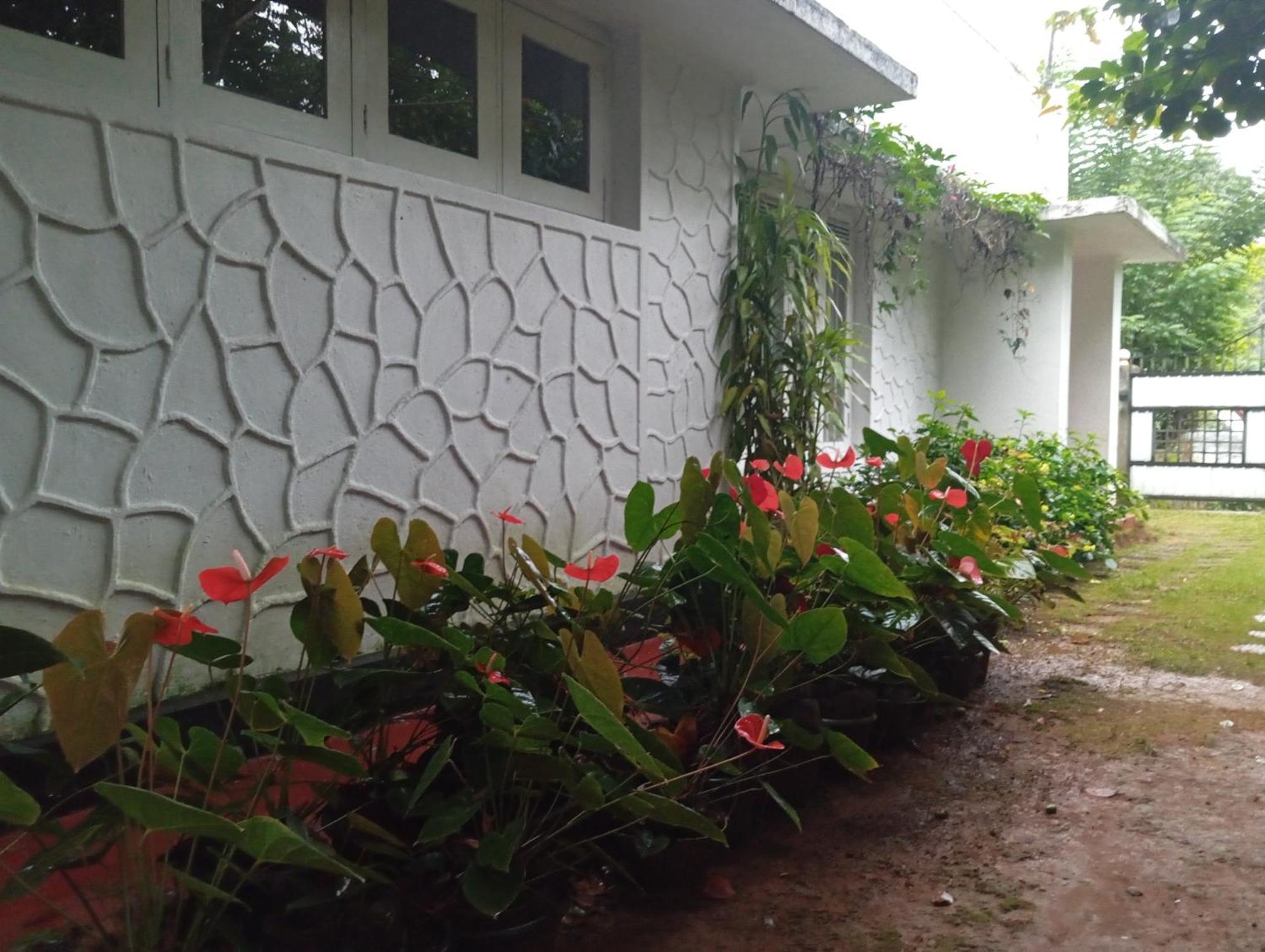 Ella Relax Inn Luaran gambar
